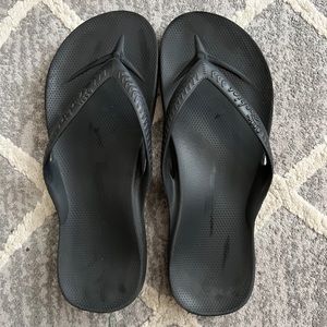Archie’s Arch Sandals